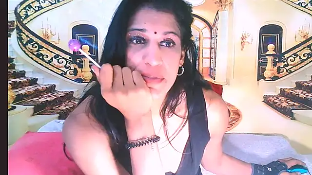 IndianSexcSmyle online show from May 15, 2026, 10:06 pm