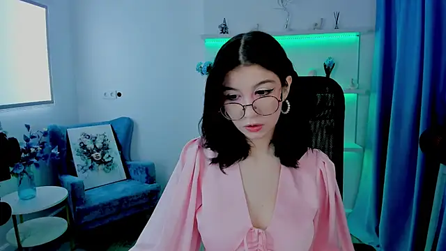 Snapshot of MeLLSawertyq chatting on September 27, 2025, 11:37 am MeLLSawertyq online show from September 27, 2025, 11:37 am