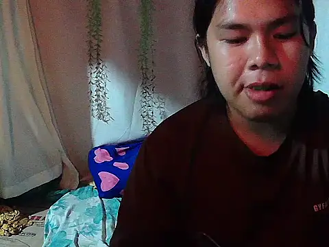 Huntrix2025 online show from December 1, 2025, 11:37 am