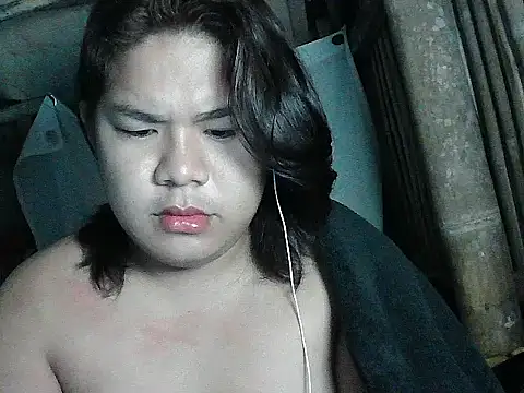 Huntrix2025 online show from April 28, 2026, 9:09 pm