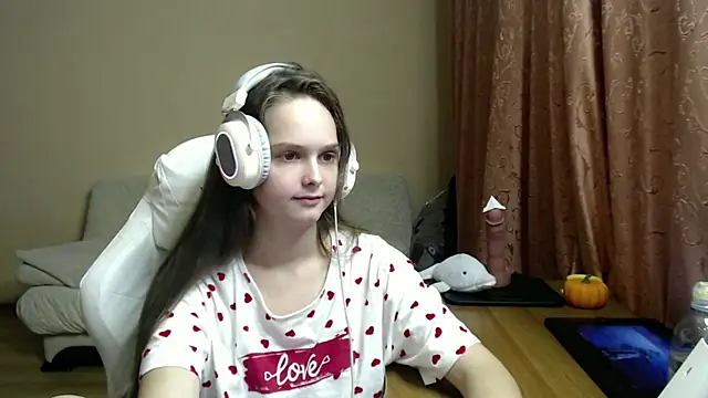 SharybbFace online show from October 6, 2025, 3:20 pm