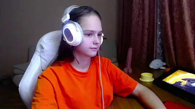 SharybbFace online show from October 15, 2025, 3:12 pm