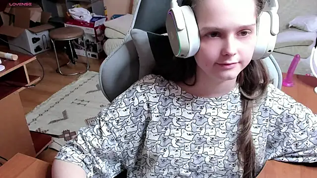 SharybbFace online show from April 28, 2026, 3:06 pm