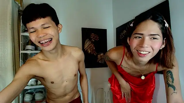 Snapshot of CandySweetCock chatting on October 15, 2025, 6:35 am CandySweetCock online show from October 15, 2025, 6:35 am