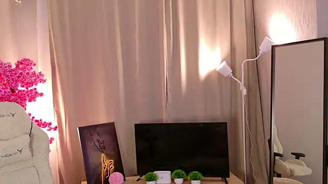 Flirty lee online show from December 20, 2025, 2:24 pm