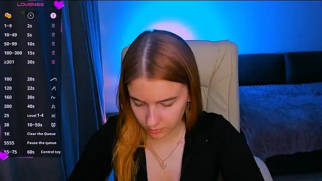 Snapshot of red__dizzy chatting on September 17, 2025, 7:48 pm red  dizzy online show from September 17, 2025, 7:48 pm