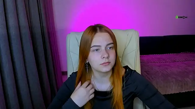 Snapshot of red__dizzy chatting on September 22, 2025, 7:38 pm red  dizzy online show from September 22, 2025, 7:38 pm