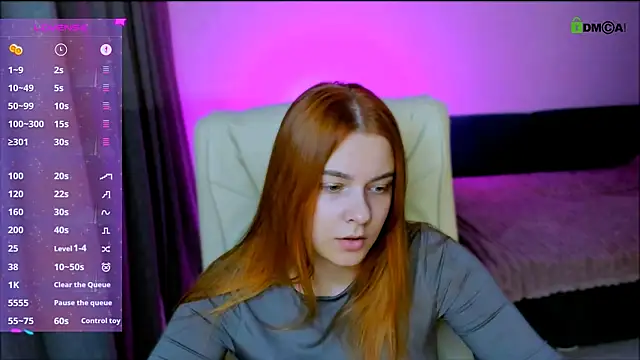 Snapshot of red__dizzy chatting on October 14, 2025, 8:53 pm red  dizzy online show from October 14, 2025, 8:53 pm