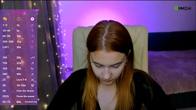 Snapshot of red__dizzy chatting on October 17, 2025, 10:23 pm red  dizzy online show from October 17, 2025, 10:23 pm