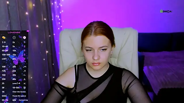 Snapshot of red__dizzy chatting on October 23, 2025, 9:35 pm red  dizzy online show from October 23, 2025, 9:35 pm