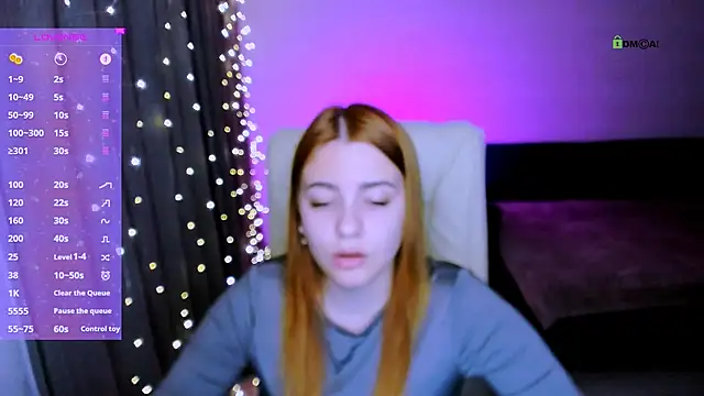 Snapshot of red__dizzy chatting on October 30, 2025, 10:21 pm red  dizzy online show from October 30, 2025, 10:21 pm