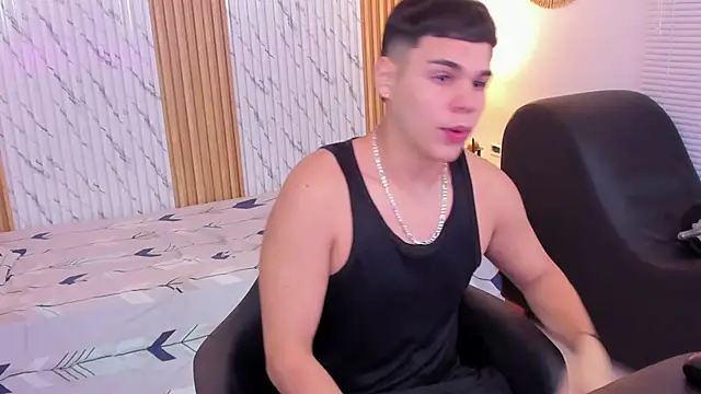 james jonnes online show from October 22, 2025, 8:19 pm