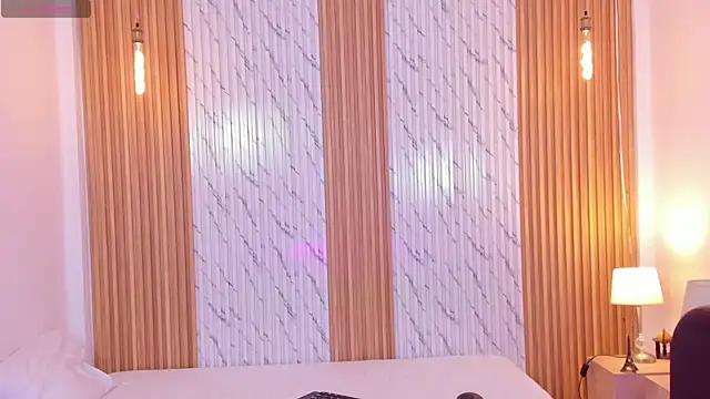 james jonnes online show from October 29, 2025, 9:05 pm