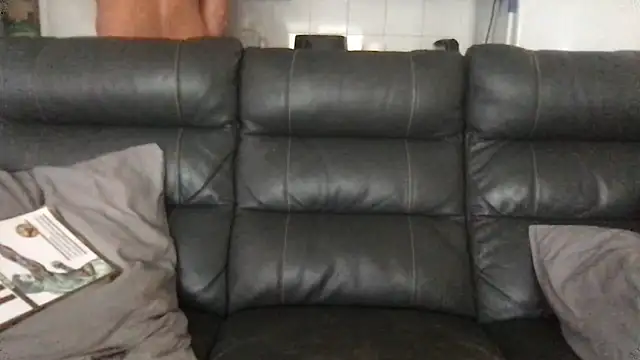 flambeur93 online show from October 19, 2025, 1:34 pm