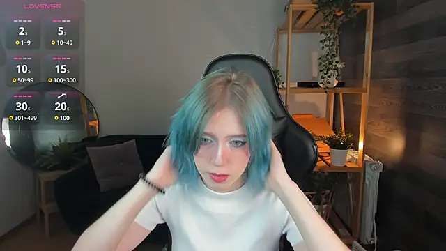 Snapshot of MorgyAsuna_ chatting on September 20, 2025, 1:23 pm MorgyAsuna online show from September 20, 2025, 1:23 pm