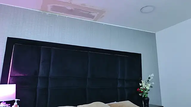 LaylaaDoll online show from January 11, 2026, 1:49 pm