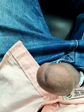 Snapshot of lickingspecilist chatting on October 12, 2025, 2:10 am lickingspecilist online show from October 12, 2025, 2:10 am