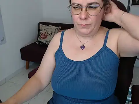 Snapshot of Sofy_Hande chatting on October 10, 2025, 12:31 am Sofy Hande online show from October 10, 2025, 12:31 am