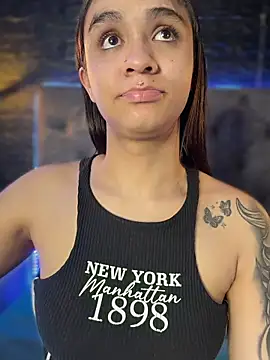 Isabella-Teen online show from February 10, 2026, 1:53 am