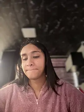 Isabella-Teen online show from July 10, 2026, 12:41 pm