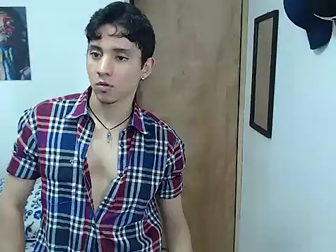 Snapshot of your_boy_hot chatting on September 24, 2025, 1:09 am your boy hot online show from September 24, 2025, 1:09 am