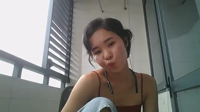 Snapshot of JennyCarpenter chatting on October 4, 2025, 12:08 am JennyCarpenter online show from October 4, 2025, 12:08 am