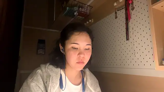 JennyCarpenter online show from May 4, 2026, 10:17 pm