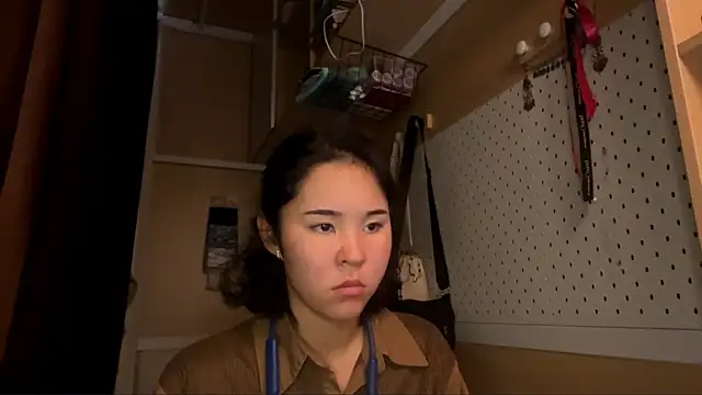 JennyCarpenter online show from May 7, 2026, 4:51 am