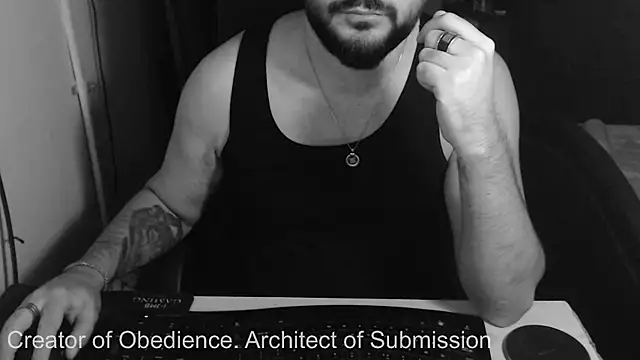 Snapshot of Lord_MasterX chatting on September 20, 2025, 8:10 pm Lord MasterX online show from September 20, 2025, 8:10 pm