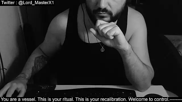 Snapshot of Lord_MasterX chatting on October 4, 2025, 2:09 am Lord MasterX online show from October 4, 2025, 2:09 am