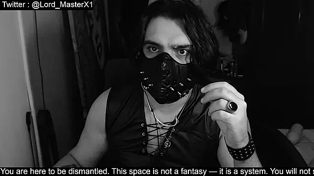 Snapshot of Lord_MasterX chatting on November 2, 2025, 4:37 am Lord MasterX online show from November 2, 2025, 4:37 am