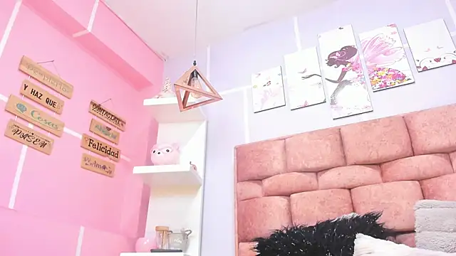 Snapshot of alix_noa chatting on September 25, 2025, 7:39 pm alix noa online show from September 25, 2025, 7:39 pm