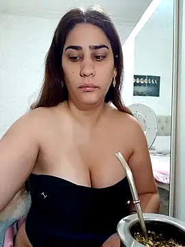 Snapshot of Nahiarabiel chatting on September 17, 2025, 2:52 pm Nahiarabiel online show from September 17, 2025, 2:52 pm