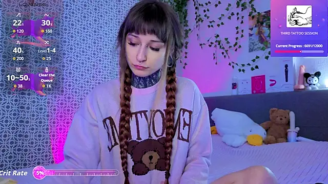 LilithPoison online show from May 1, 2026, 6:12 pm