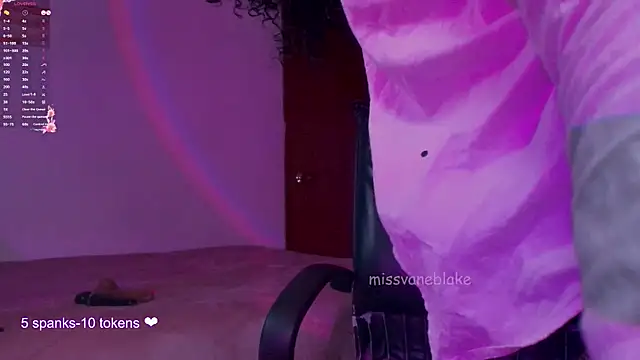 missvaneblake online show from November 11, 2025, 1:44 pm