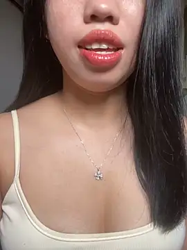 Snapshot of Rose-babyx chatting on May 12, 2026, 2:08 am Rose-babyx online show from May 12, 2026, 2:08 am