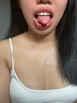Snapshot of Rose-babyx chatting on June 8, 2026, 2:23 am Rose-babyx online show from June 8, 2026, 2:23 am