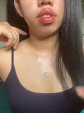 Rose-babyx online show from August 3, 2026, 8:24 am