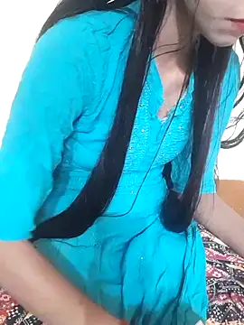 Snapshot of Pihu-satr78 chatting on October 16, 2025, 7:42 am Pihu-satr78 online show from October 16, 2025, 7:42 am