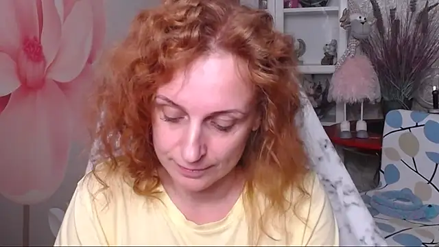 Snapshot of Venus_love1 chatting on April 9, 2026, 5:07 pm Venus love1 online show from April 9, 2026, 5:07 pm