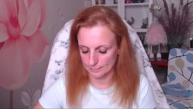 Snapshot of Venus_love1 chatting on April 17, 2026, 4:54 pm Venus love1 online show from April 17, 2026, 4:54 pm