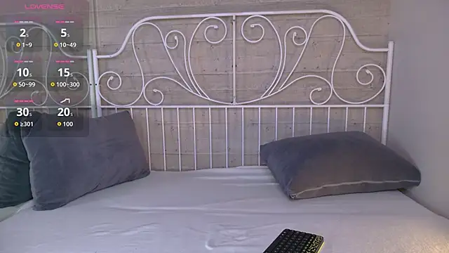 Snapshot of HeejinWang chatting on December 21, 2025, 8:27 pm HeejinWang online show from December 21, 2025, 8:27 pm