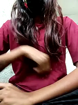 Aaisha-16 online show from November 6, 2025, 2:23 am