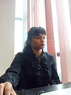 Snapshot of estradiolist chatting on March 25, 2026, 4:40 am estradiolist online show from March 25, 2026, 4:40 am