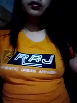 sweet bella16 online show from October 11, 2025, 2:59 pm