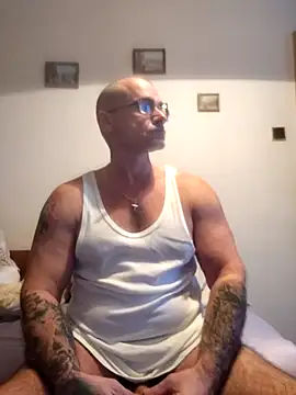 Snapshot of chcem1975 chatting on January 10, 2026, 7:21 am chcem1975 online show from January 10, 2026, 7:21 am