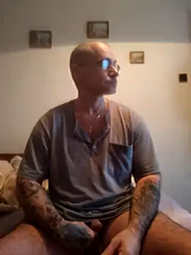 Snapshot of chcem1975 chatting on January 12, 2026, 7:24 am chcem1975 online show from January 12, 2026, 7:24 am