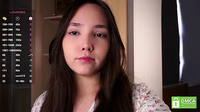 Snapshot of RenaeConnerley chatting on October 3, 2025, 5:15 am RenaeConnerley online show from October 3, 2025, 5:15 am