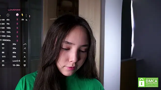 Snapshot of RenaeConnerley chatting on October 5, 2025, 4:55 am RenaeConnerley online show from October 5, 2025, 4:55 am