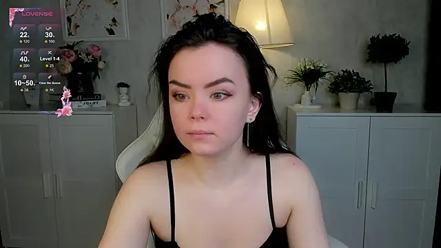 Snapshot of Gentle_Ariel chatting on October 27, 2025, 1:31 am Gentle Ariel online show from October 27, 2025, 1:31 am